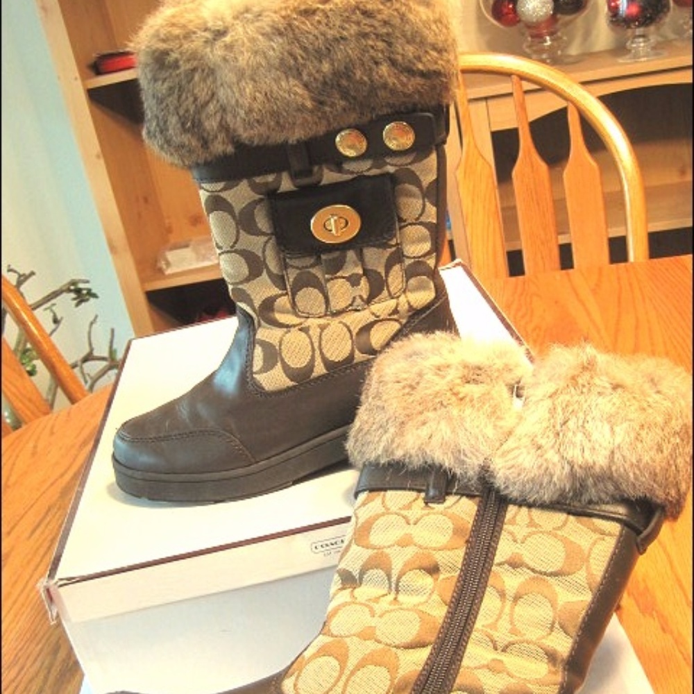 Coach Kimberly Brown Fur Logo Boots